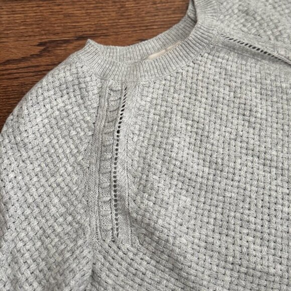 LOFT Grey Sweater - Size M - Picture 2 of 3